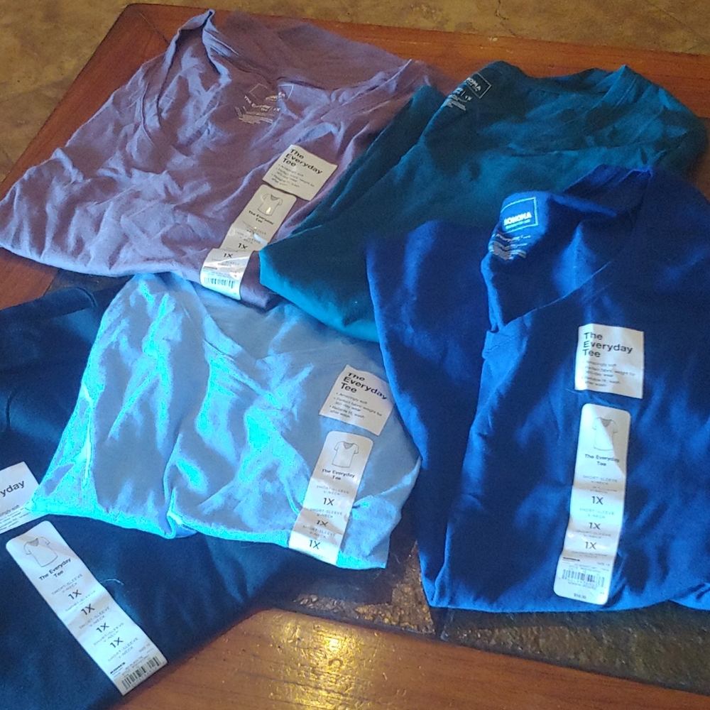 Brand new Sonoma t's